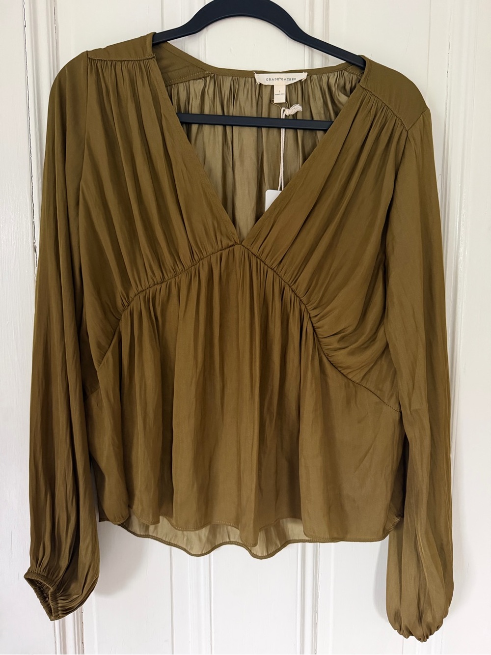 Grade & Gather Olive Satin Ruched V-Neck Balloon Sleeve Blouse Size L NWT